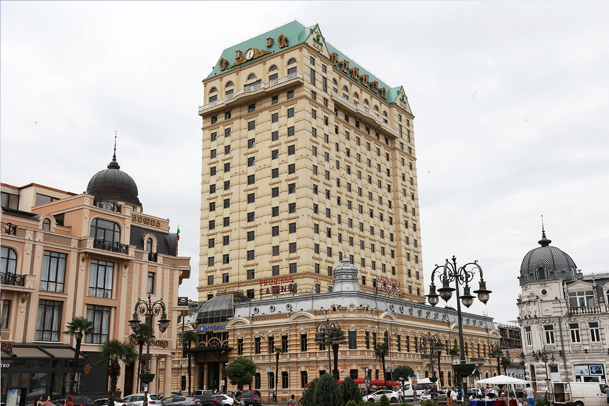 Wyndham Otel - Batum